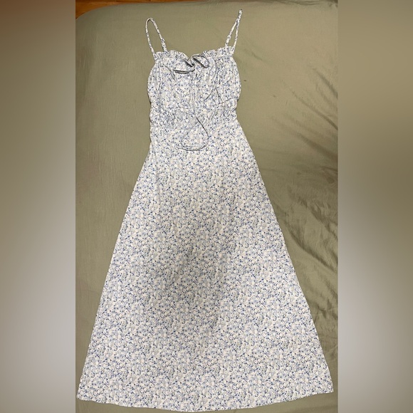 Maritza Floral Smocked Midi Dress - Picture 3 of 7